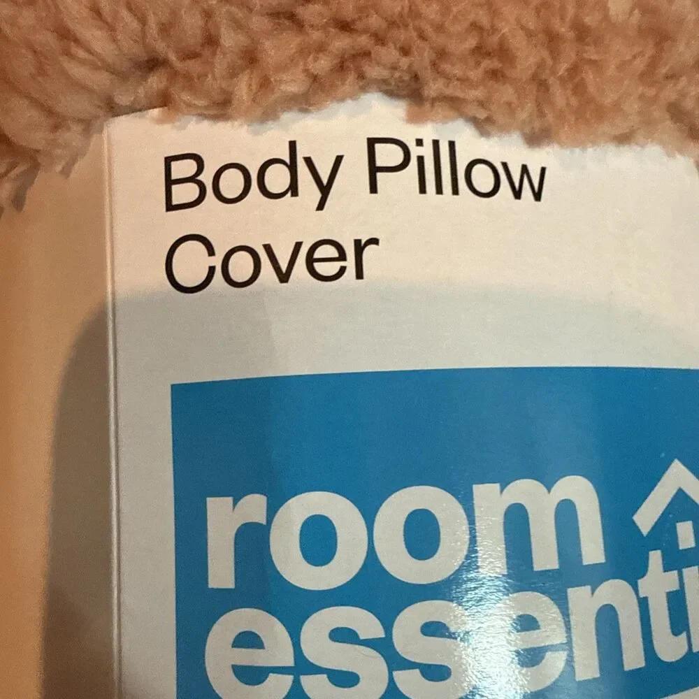 Room Essentials room essentials